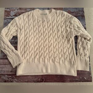 Rachel Zoe SUPER SOFT  Cream Cable Knit Crewneck Sweater